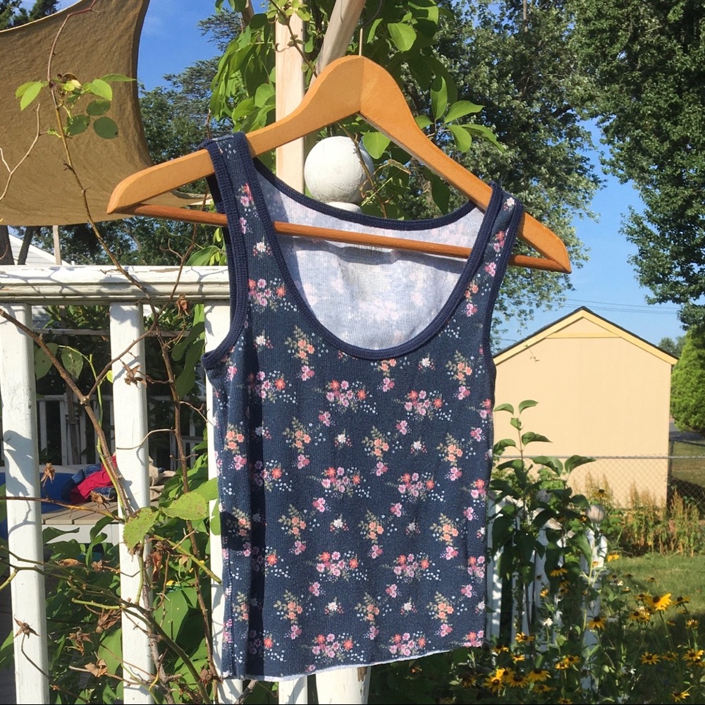 Cropped Tank Top